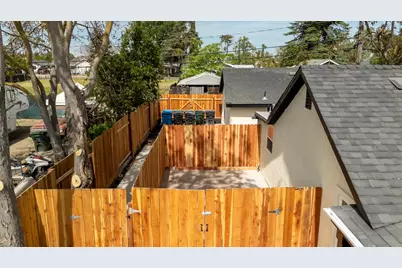 811 Nevada Street, Manteca, CA 95337 - Photo 22