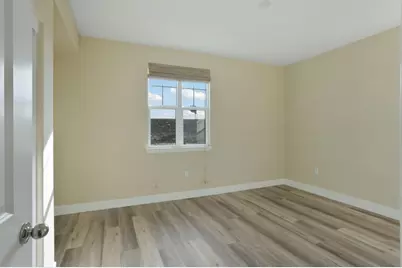 2705 Enslen Ave, Lathrop, CA 95330 - Photo 8