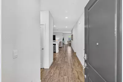 1348 S Kestrel Ln, Stockton, CA 95215 - Photo 8