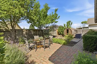 7920 Kelvedon Way, Sacramento, CA 95829 - Photo 24