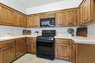 7920 Kelvedon Way, Sacramento, CA 95829 - Photo 12