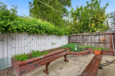 1917 26th Street, Sacramento, CA 95816 - Photo 4