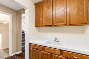 821 Hometown Way, Modesto, CA 95356 - Photo 32