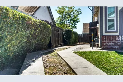 9 Graywood Court, Sacramento, CA 95823 - Photo 8