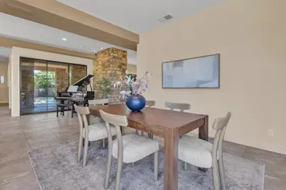 8 Kathy Court, Sacramento, CA 95831 - Photo 6