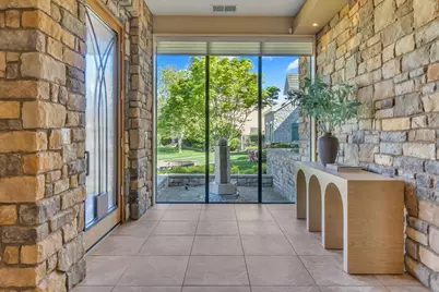 8 Kathy Court, Sacramento, CA 95831 - Photo 2