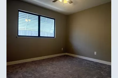 1950 Blue Spruce Drive, Oakdale, CA 95361 - Photo 18