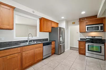 8905 Rosewood Drive, Sacramento, CA 95826 - Photo 10