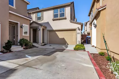 8840 Solo Way, Elk Grove, CA 95757 - Photo 2