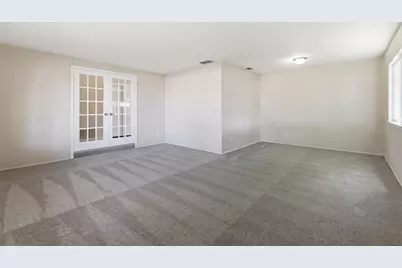 4360 Armadale Way, Sacramento, CA 95823 - Photo 26