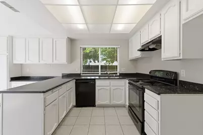 4360 Armadale Way, Sacramento, CA 95823 - Photo 14