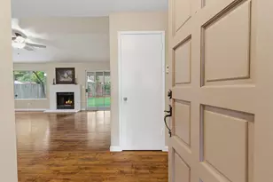 1521 January Dr, Modesto, CA 95358 - Photo 6