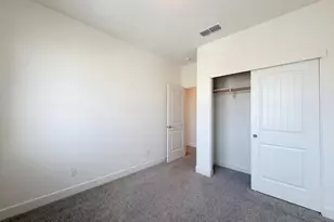 8778 Encore Wy, Elk Grove, CA 95757 - Photo 34