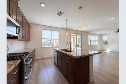 8778 Encore Way, Elk Grove, CA 95757 - Photo 2