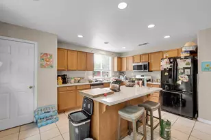 748 Heron Dr, Los Banos, CA 93635 - Photo 8