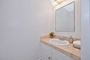 1257 Vanderbilt Way, Sacramento, CA 95825 - Photo 14