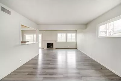 7585 Twilight Drive, Sacramento, CA 95822 - Photo 4