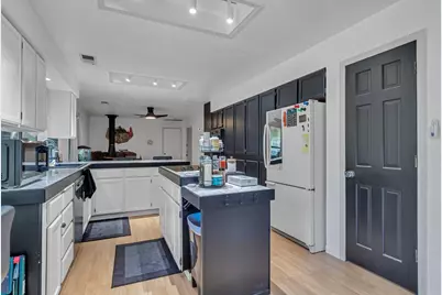 13621 Lynda Lynn Way, Redding, CA 96003 - Photo 24