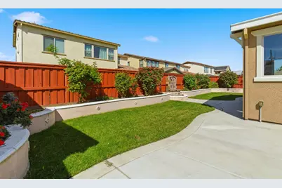 18311 Tioga Drive, Lathrop, CA 95330 - Photo 42