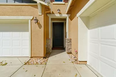 18311 Tioga Drive, Lathrop, CA 95330 - Photo 4