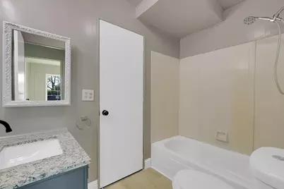 5603 S Gledhill Avenue #E, Olivehurst, CA 95961 - Photo 22