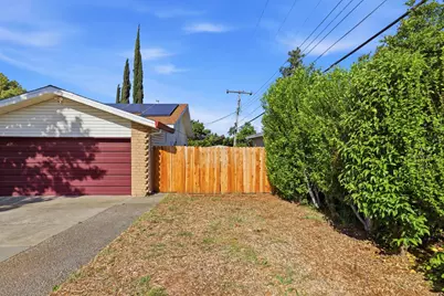 5295 Baumgart Way, Carmichael, CA 95608 - Photo 4