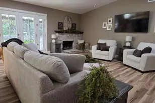 8328 Canyon Oak Dr, Citrus Heights, CA 95610 - Photo 6