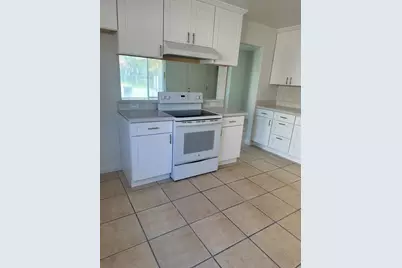 305 Boone Way, Modesto, CA 95351 - Photo 6