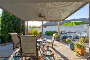 1635 Arbor Brook Dr, Manteca, CA 95336 - Photo 36