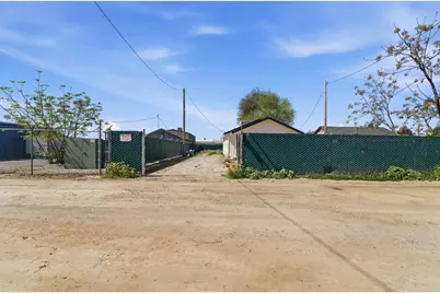 613 Beard Avenue, Modesto, CA 95354 - Photo 26