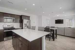 1183 Ponderosa Way, Madera, CA 93636 - Photo 8