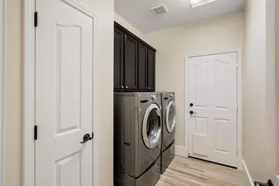 201 Heredia Court, Roseville, CA 95747 - Photo 12