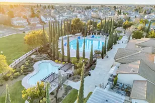 9795 W Taron Dr, Elk Grove, CA 95757 - Photo 88