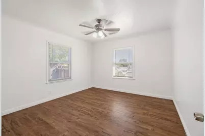 210 E Bush Street, Lemoore, CA 93245 - Photo 30