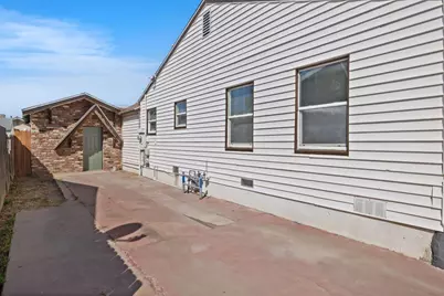 210 E Bush Street, Lemoore, CA 93245 - Photo 4