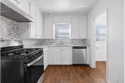 210 E Bush Street, Lemoore, CA 93245 - Photo 16