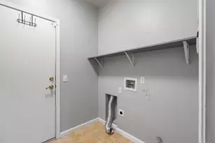 7833 Primm Valley Ct, Sacramento, CA 95829 - Photo 20