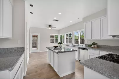 8174 Finmere Way, Sacramento, CA 95829 - Photo 20