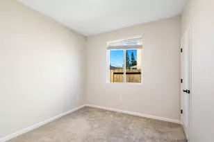 8250 Courage Dr, Sacramento, CA 95829 - Photo 14