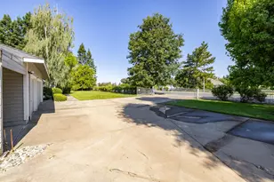 2738 Stony Creek Cir, Acampo, CA 95220 - Photo 6