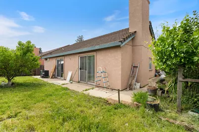 8009 Parkgate Way, Sacramento, CA 95828 - Photo 26