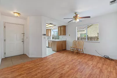 8009 Parkgate Way, Sacramento, CA 95828 - Photo 4