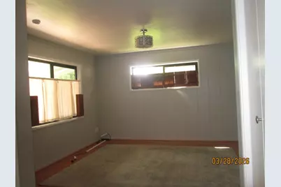 135 S Fairmont Avenue, Lodi, CA 95240 - Photo 12