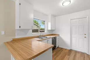 1410 McDermott Ct, Tracy, CA 95376 - Photo 16