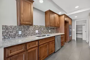 1729 Edgebrook Dr, Modesto, CA 95354 - Photo 16