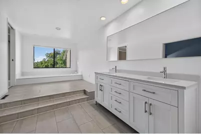 1729 Edgebrook Drive #A, Modesto, CA 95354 - Photo 34