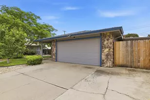 1109 Augusta Way, Roseville, CA 95661 - Photo 2