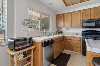 1712 Patton Drive, Modesto, CA 95356 - Photo 12