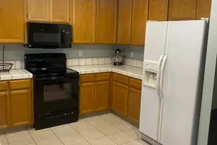 1095 Skyway Ct, Turlock, CA 95380 - Photo 22