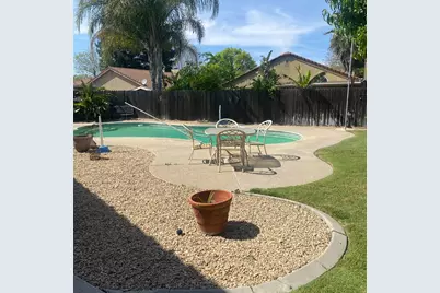 1095 Skyway Court, Turlock, CA 95380 - Photo 10